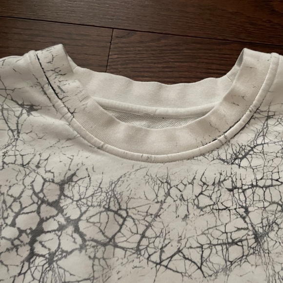 Lululemon pullover - Picture 3 of 5